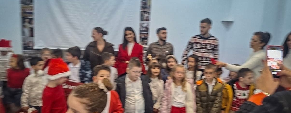 Akcija prikupljanja novogodišnjih paketića